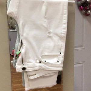 Super cute size 10 Michael Kors white ankle length pants